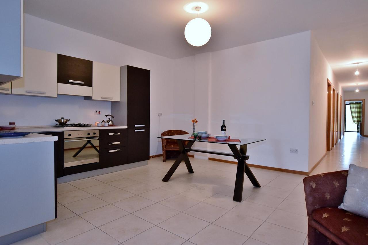 Three Bedroom Apartment Manikata Εξωτερικό φωτογραφία